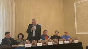 În căutarea tărîmului izbăvitor. Schițe pentru o istorie a rușilor lipoveni din România, Partea I – Bucovina, Moldova și Țara Românească