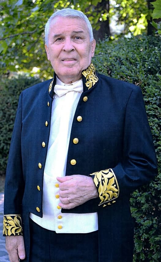 Ion H. Ciubotaru (n. 28 ianuarie 1940, Arborea, Botoșani – d. 31 decembrie 2025) a fost un etnolog și istoric literar român, membru de onoare al Academiei Române (din 2022).