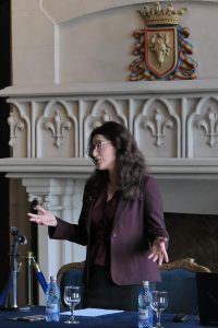 cercetător științific Ioana Repciuc, specialist în Filologie, de la Departamentul de Etnologie din cadrul Institutului de Filologie Română „Alexandru Philippide”, Academia Română, Fililala Iași